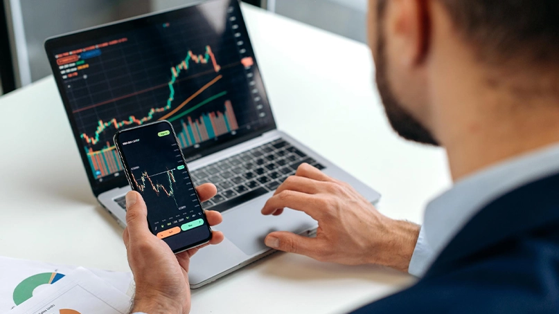 Puro Luxeron Piattaforma di Trading
